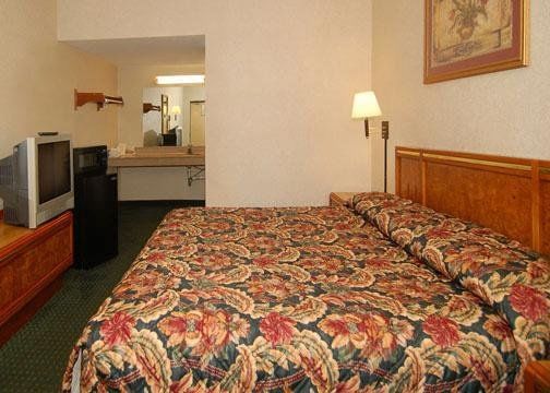 Red Carpet Inn By University Of Maryland College Park Habitación foto